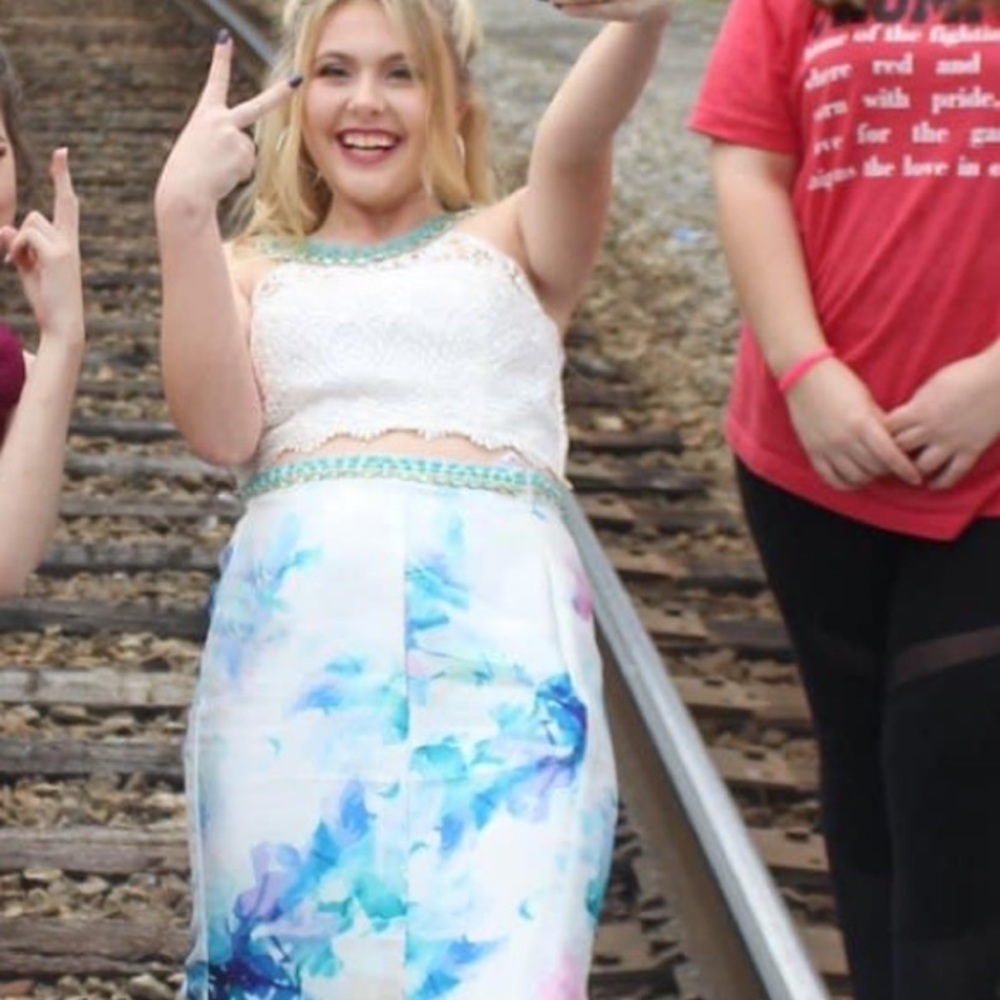Prom dress